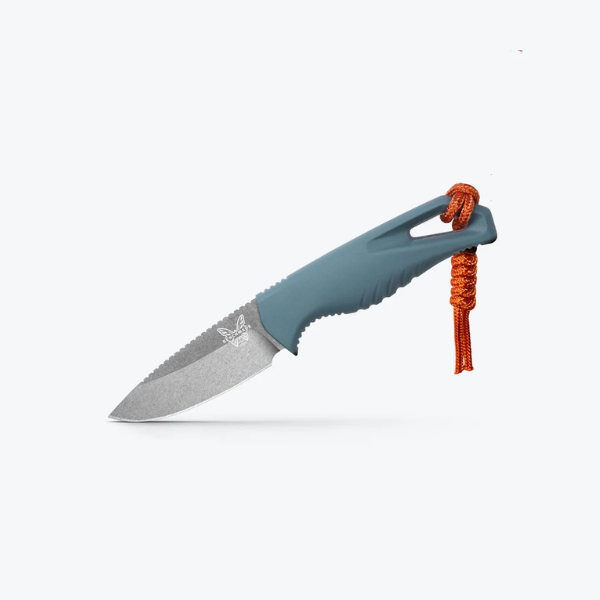 Benchmade INTERSECT DEPTH BLUE SANTOPRENE DROP-POINT